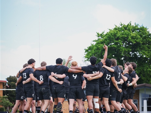 Capturing the Action: Elsa’s Rise as a Rugby Photographer