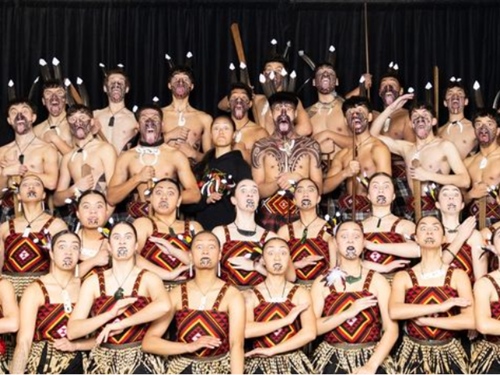 Students perform at Turangawaewae Regatta